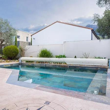 Bougainvillier - Fleur De Lys 3* Laroque-des-Albères