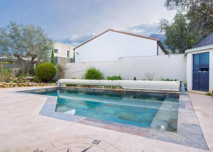 Bougainvillier - Fleur De Lys 3* Laroque-des-Albères