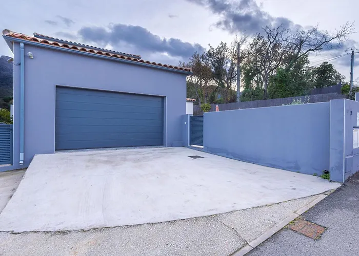 Nocleg ze śniadaniem Bougainvillier - Fleur De Lys 3*